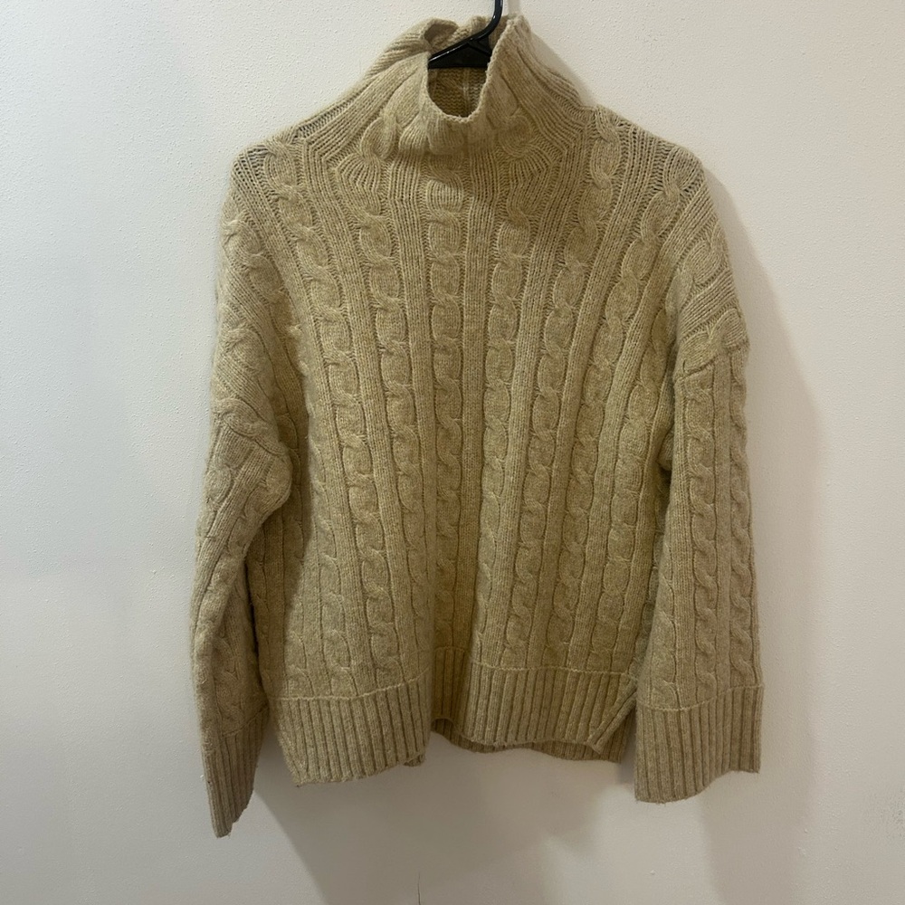 Cozy Cable Knit Sweater in Cream
